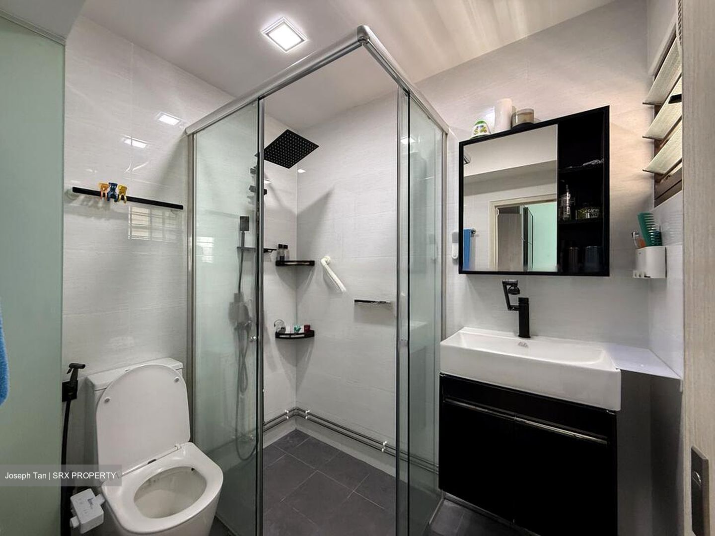 Blk 430 Hougang Avenue 6 (Hougang), HDB Executive #473956961